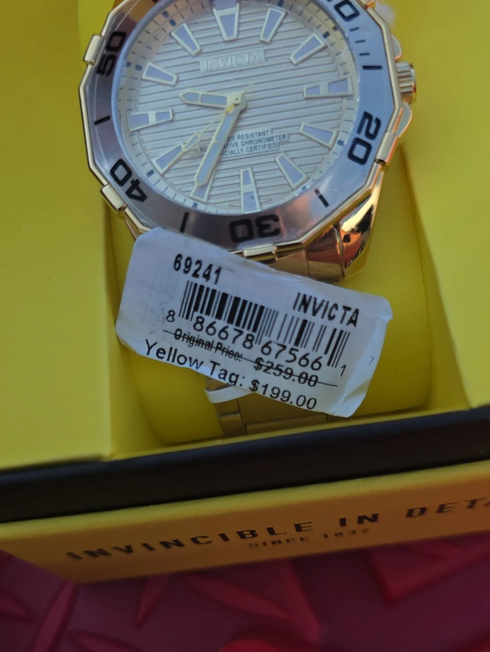 424.  Invicta Diver Meridian Men's Watch - 46mm. Gold (69241)
